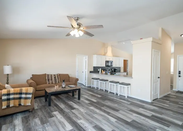 Havasu Oasis With Bbq, Boat Parking & Family Games Lake Havasu City