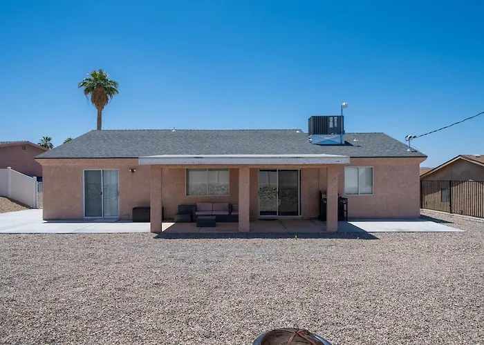 Havasu Oasis With Bbq, Boat Parking & Family Games *